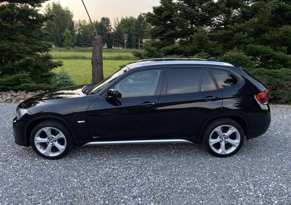 BMW X1 cena 43900 przebieg: 249000, rok produkcji 2011 z Bochnia małe 742